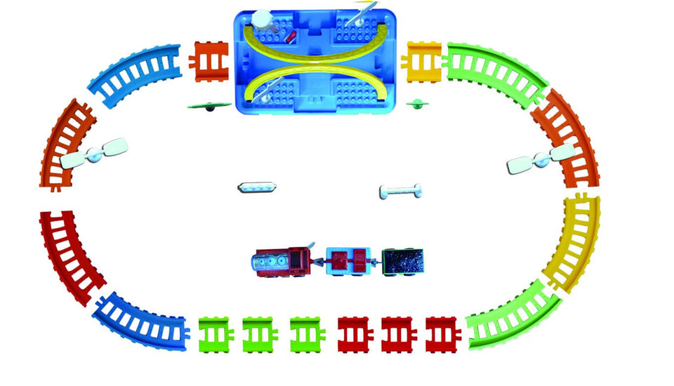 Train w/ tub